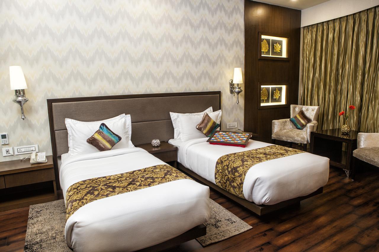 Hotel Gangakashi Ναγκπούρ Εξωτερικό φωτογραφία